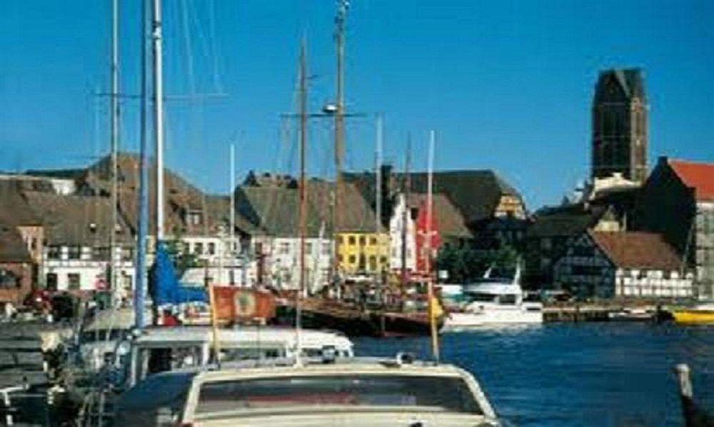 Pension Am Wassertor Wismar Ngoại thất bức ảnh
